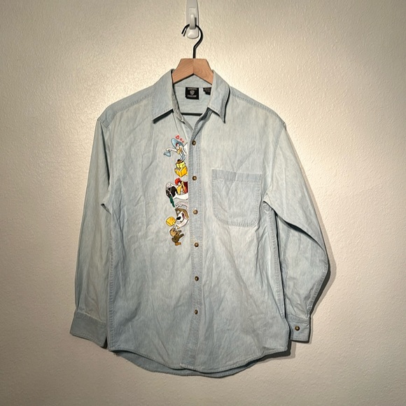 Vintage, Warner Bros studio denim shirt men’s Size S. 1button slightly damaged. - Picture 1 of 5